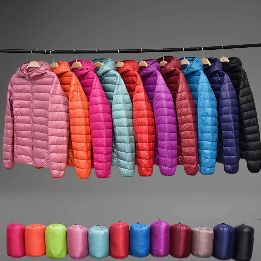 NATHALIE – Elegante Leichtdaunenjacke mit Kapuze