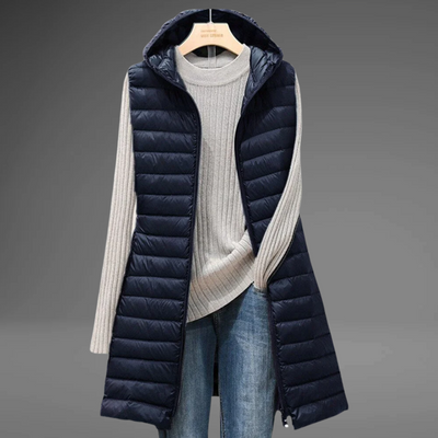 ROMI – Leichtes Gilet mit Kapuze für Frühling & Sommer