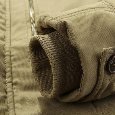 Thermischer Winterparka für Herren mit mehreren Taschen