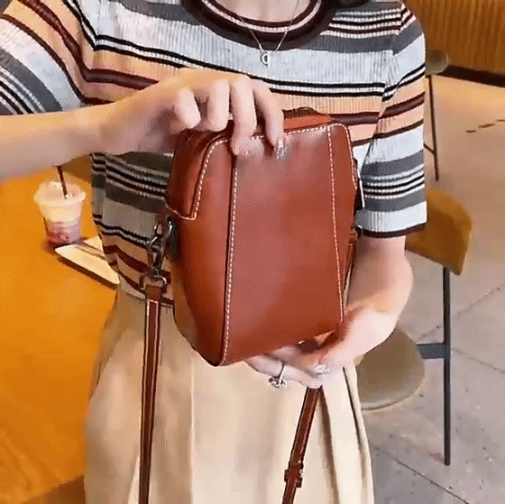 CHRIS | KOMPAKTE MINI HANDTASCHE
