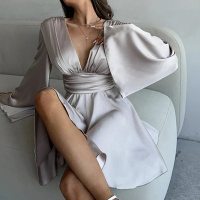 Bernstein - Satin Kleid mit lockeren Ärmeln