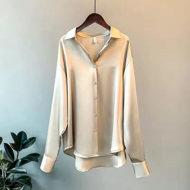 Olivia | Langärmlige Luxe Satin Bluse