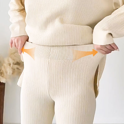 Amalia | Lässiges Zweiteiliges Ensemble mit V-Ausschnitt und Schlitz