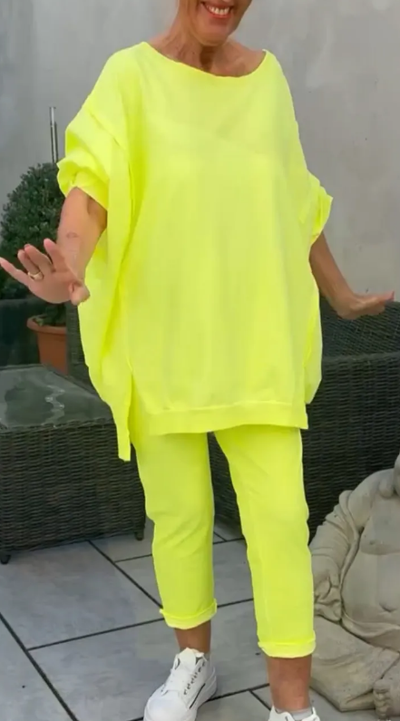 Tessa - Zweiteiliges Damenoberteil mit Rundhalsausschnitt und Hose